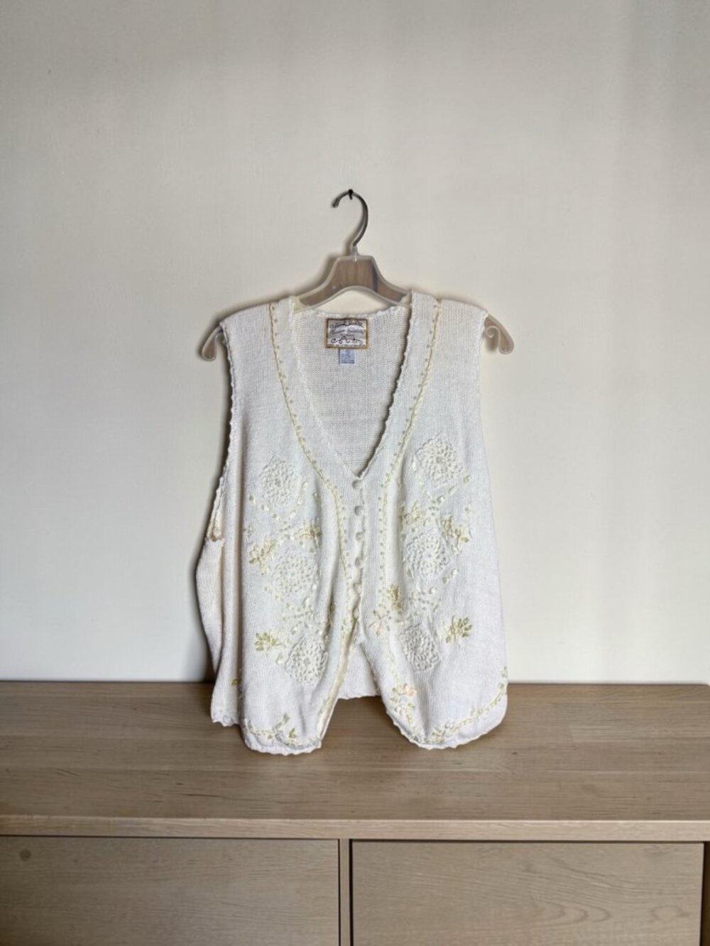 Vintage 1996 Heirloom Collectibles Embroidered Sweater Vest 14/16 Ivory Floral